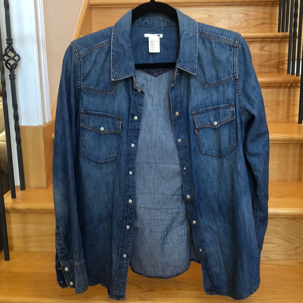 Levi long sleeve denim shirt